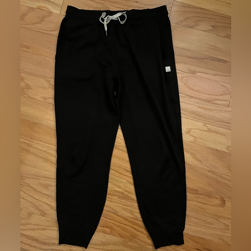 Vuori Women’s Joggers